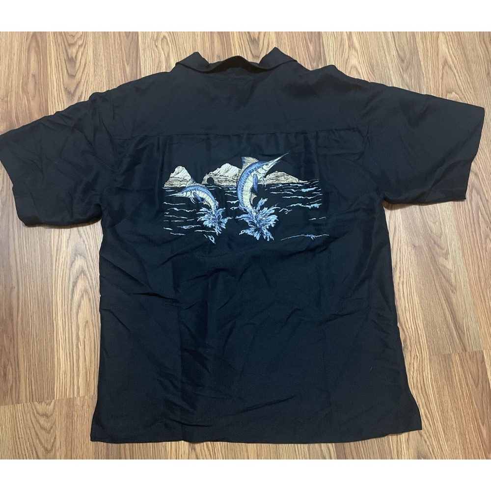 Hook & Tackle Shirt Mens Medium Marlin Fishing Camp Shirt Embroidered Black